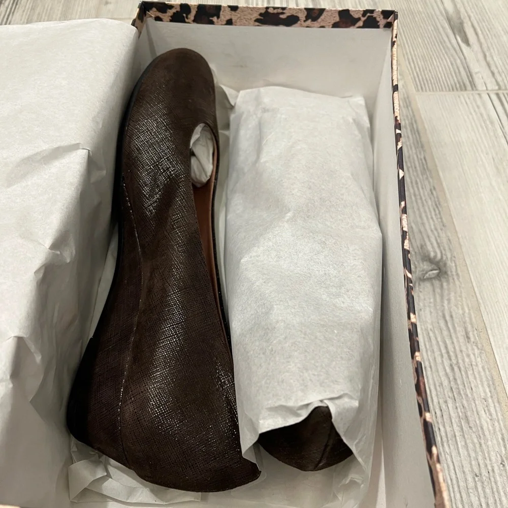 NIB FSNY Brown Suede Gumdrop wedge shoe size 8.5